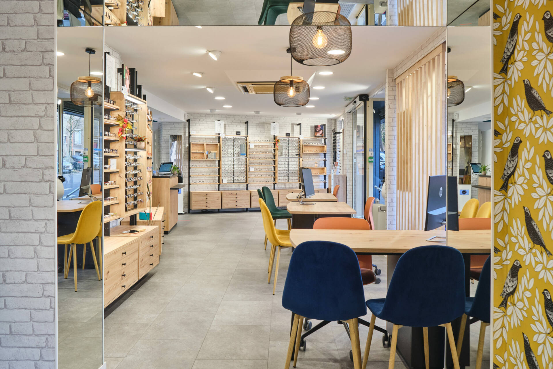 Aménagement intérieur d'une boutique optique à Nantes